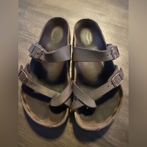 Women’s Birkenstock Mayori Oiled brown Leather Sandals Size 6.5